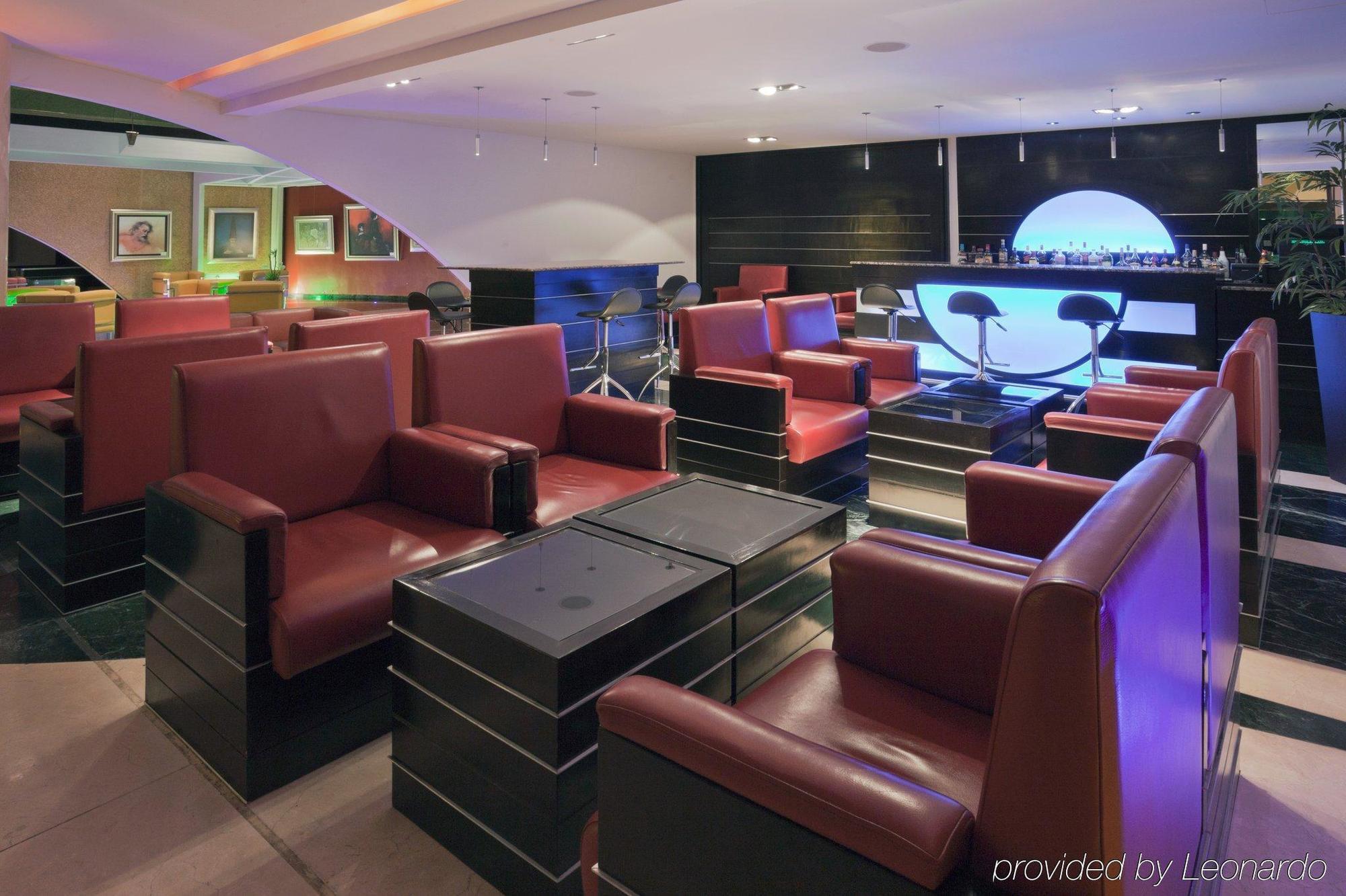 Отель Crowne Plaza Toluca - Lancaster By Ihg Интерьер фото